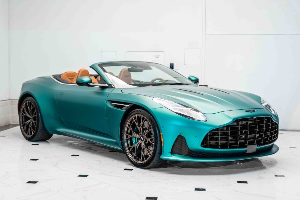 2025 Aston Martin DB12