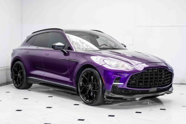 2024 Aston Martin DBX