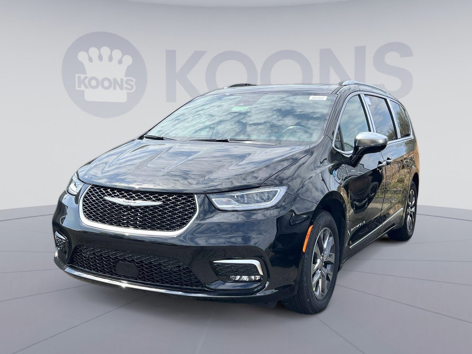 2025 Chrysler Pacifica PHEV